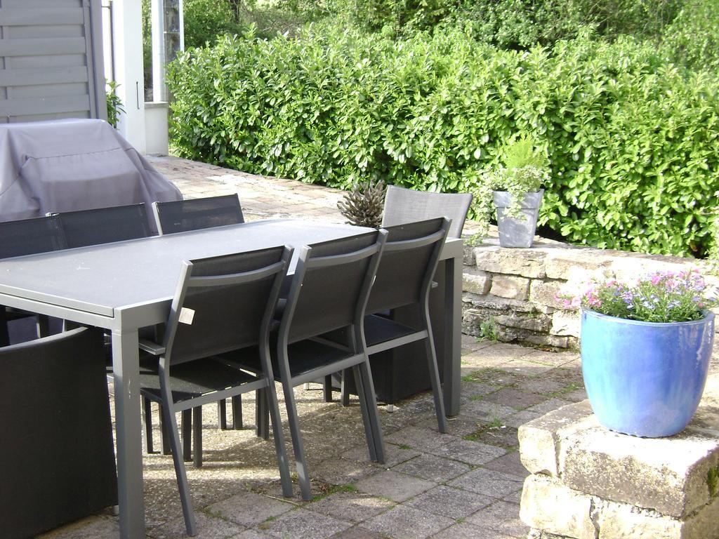 Les Petunias Hugier Exterior foto
