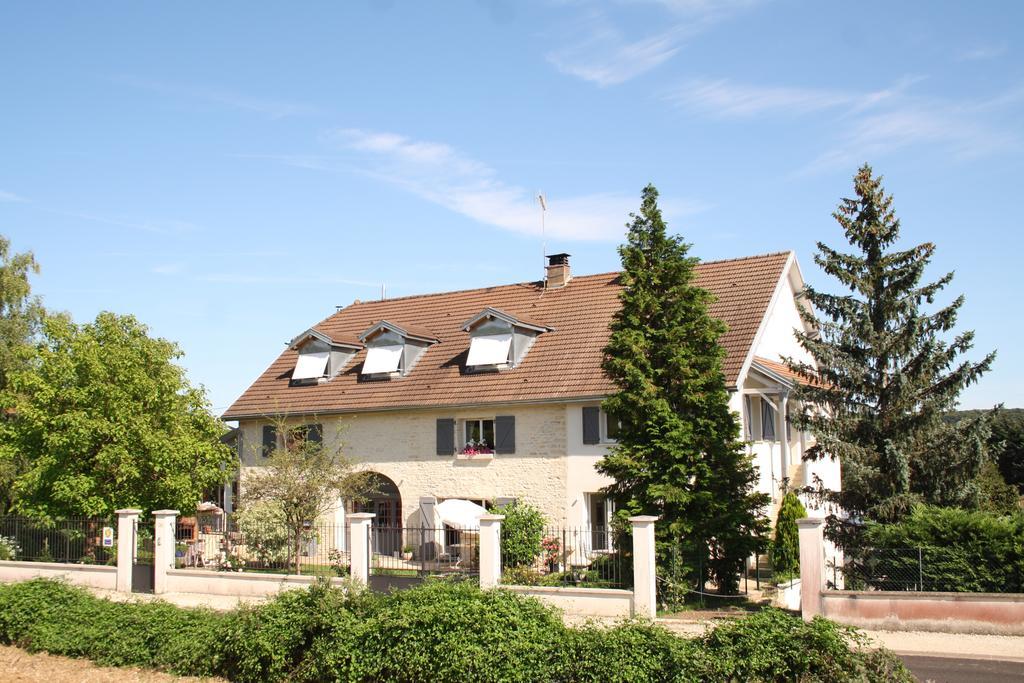 Les Petunias Hugier Exterior foto