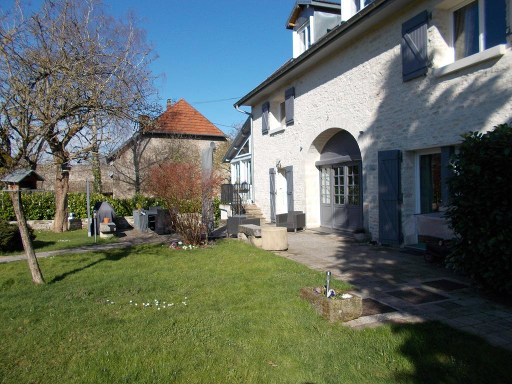 Les Petunias Hugier Exterior foto