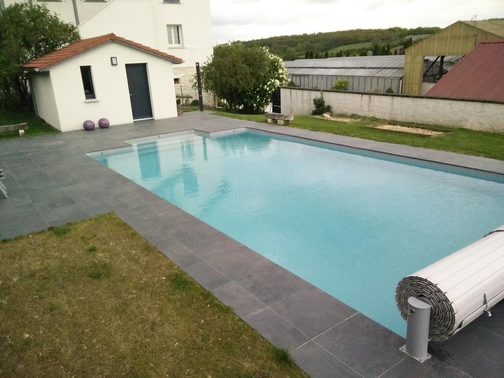 Les Petunias Hugier Exterior foto